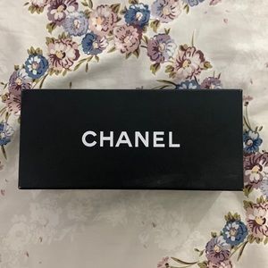 Chanel gift box